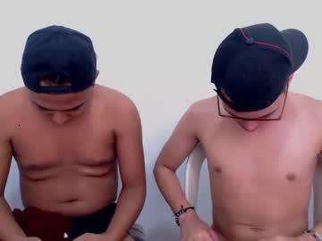 2hotlatinboys22 chaturbate