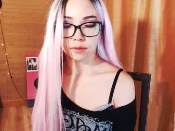 aikinasia chaturbate