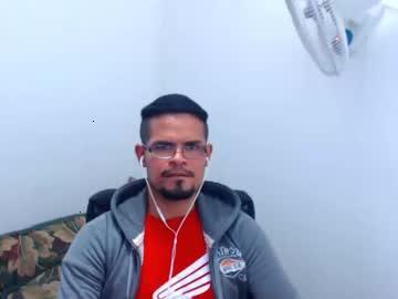 andreyy25 chaturbate