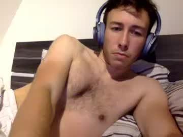 b_thehotpantss231 chaturbate