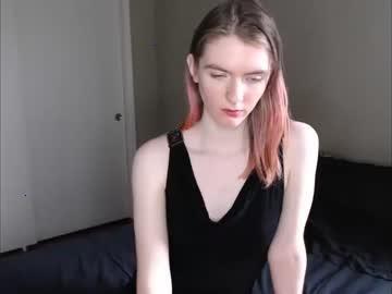 crystalauroragoddess chaturbate