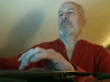 gentlegiant17 chaturbate