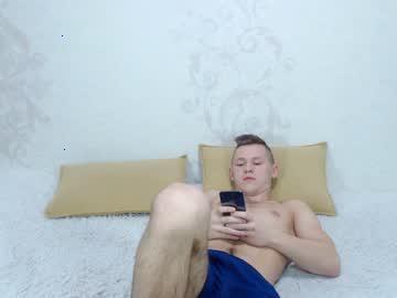 henry_tomosino chaturbate