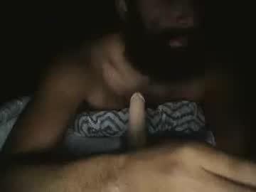 hornyhuskerfan83 chaturbate