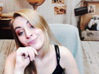 LeahGoldHair bongacams