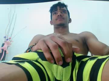 mandinxoxhot chaturbate