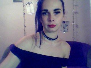 Milana2411 bongacams