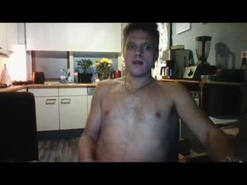 niko8319 chaturbate