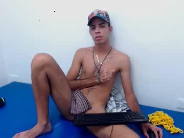 pasguzzlerhot chaturbate