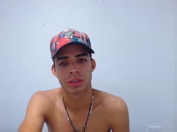 pasguzzlerhot chaturbate