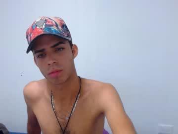 pasguzzlerhot chaturbate