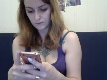 pretty_and_horny chaturbate