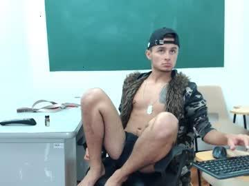 sexyboystudent chaturbate