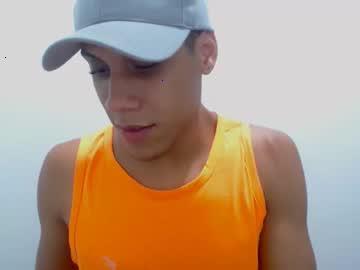 sexyfireboy_18 chaturbate