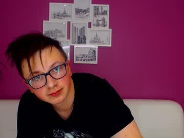 thomasson_singer chaturbate