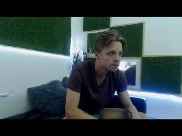 tommy_larsen chaturbate