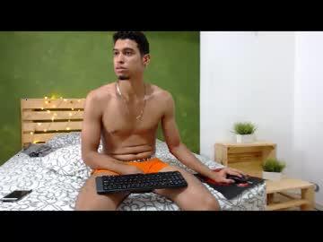 violethandsplinner chaturbate