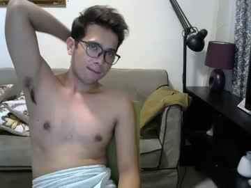 xsimon08_ chaturbate