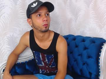 zyantaylerxxx chaturbate